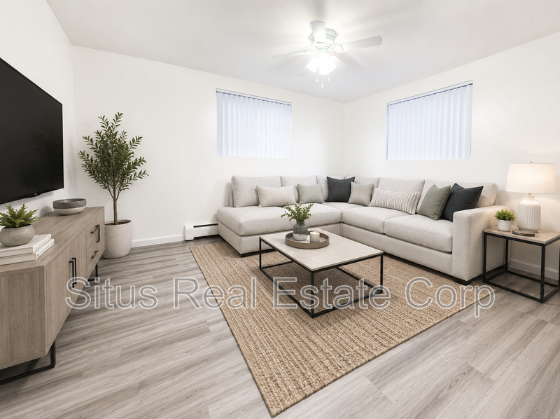 Lakewood House: 1320 Zephyr St.