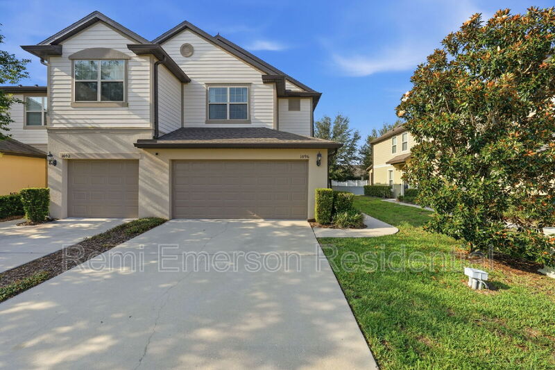 Apopka Townhome: 1096 Pavia Drive