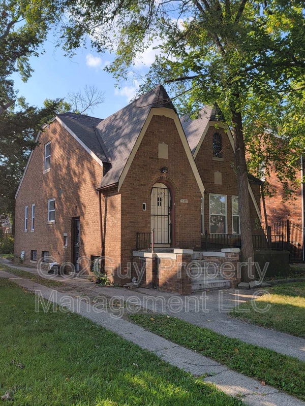 Detroit House: 15491 Sussex