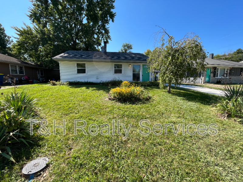 Indianapolis House: 8207 East 50th Street