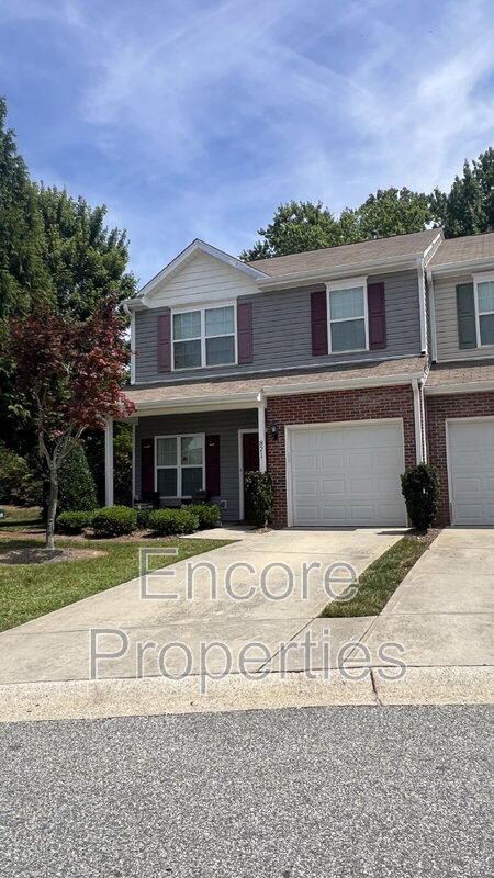 Raleigh Townhome: 821 Central Park Drive