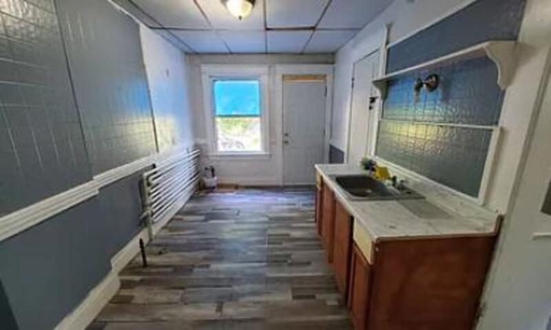 Rochester House: 30 Quincy St