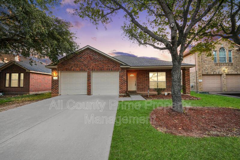 Katy House: 6642 High Stone Ln.