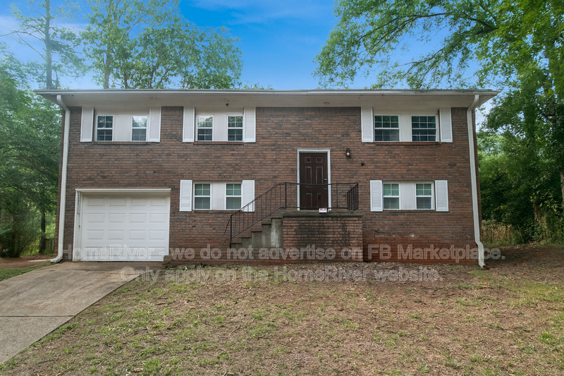 Forest Park House: 1114 Pine Mountain Dr