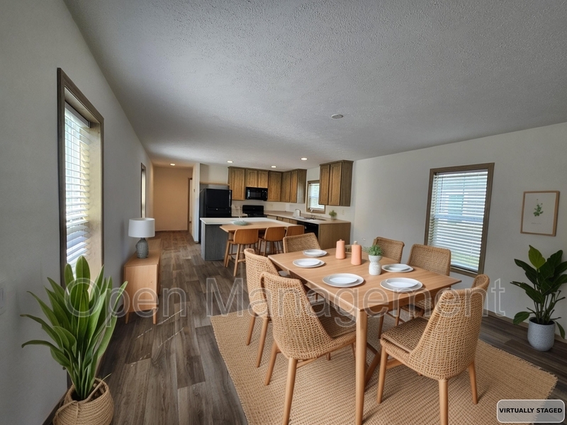 Fargo House: 1001 Gibraltor Ave,