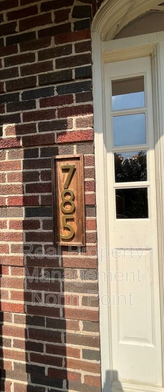 Atlanta House: 785 Ponce De Leon Place