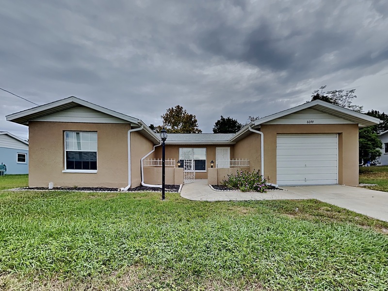 Spring Hill House: 6099 Colchester Ave