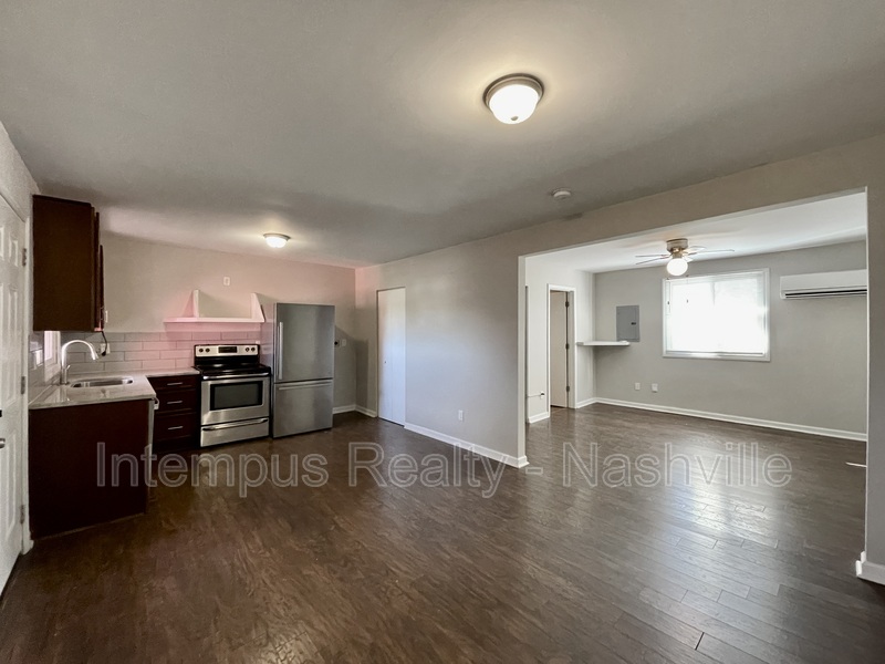 Nashville Condo: 910 Shelby Ave