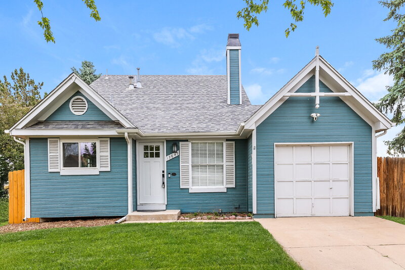 Aurora House: 17641 East Temple Drive