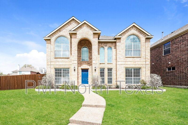 McKinney House: 9112 Garden Grove Drive
