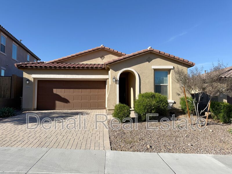 Peoria House: 13312 W Crimson Ter