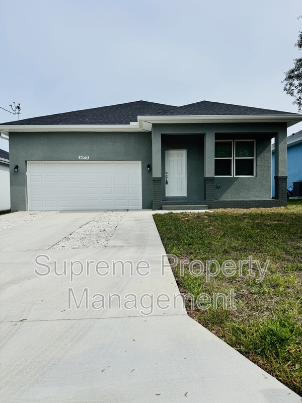 New Port Richey House: 6073 Vermont Avenue