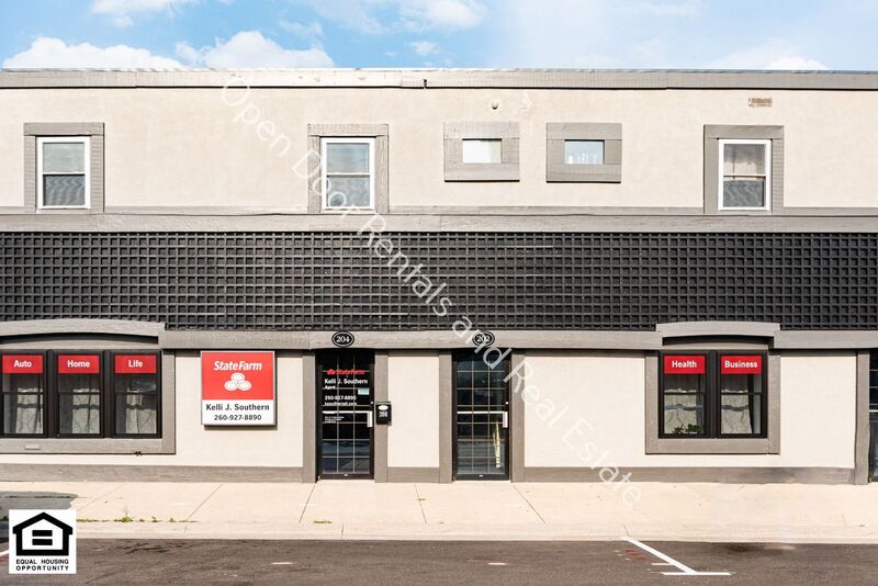 Auburn Condo: 202 N Jackson St