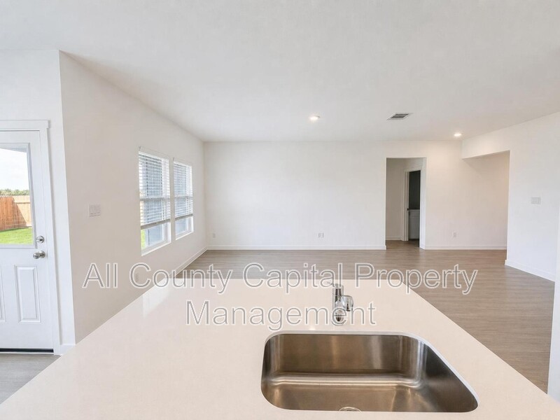 Main Rental Photo 14