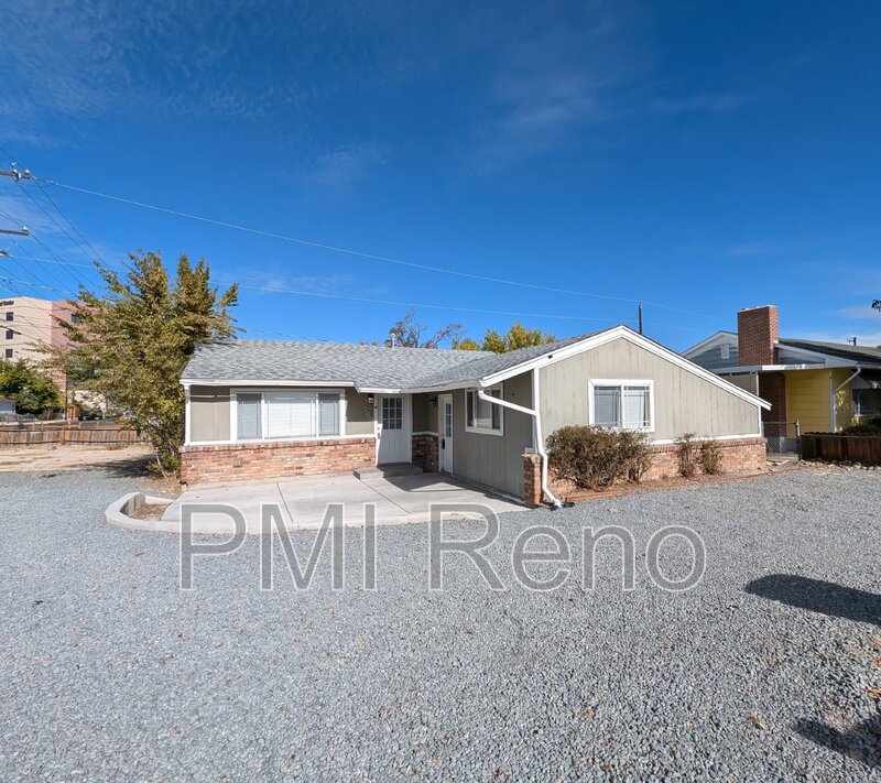 Reno Condo: 760 Balzar Circle