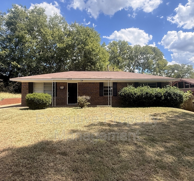 Birmingham House: 1313 Jersey Street