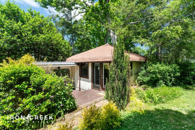 Asheville House: 3 Garden Terrace