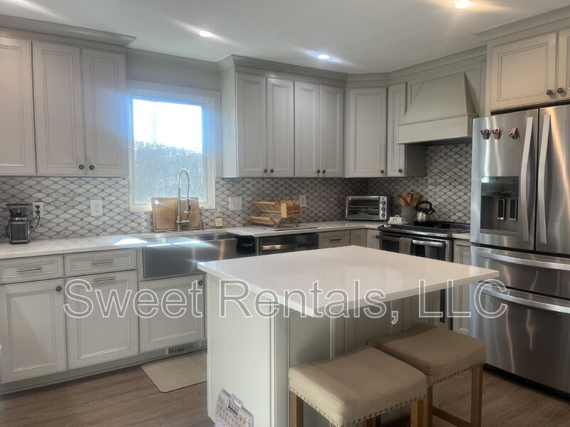 Charleston Townhome: 47 Arabian Drive