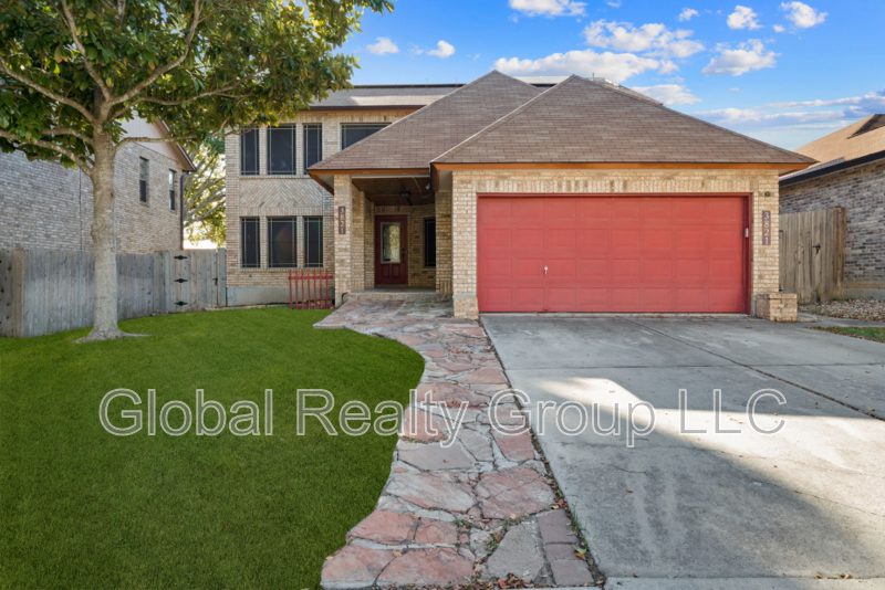 Schertz House: 3821 Davenport