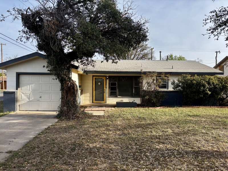 Lubbock House: 1920 45th Street