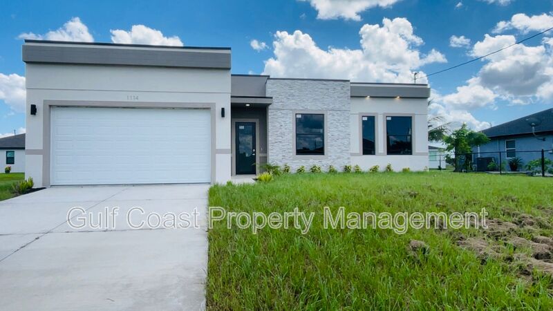 Cape Coral House: 1114 NW 22nd Terrace