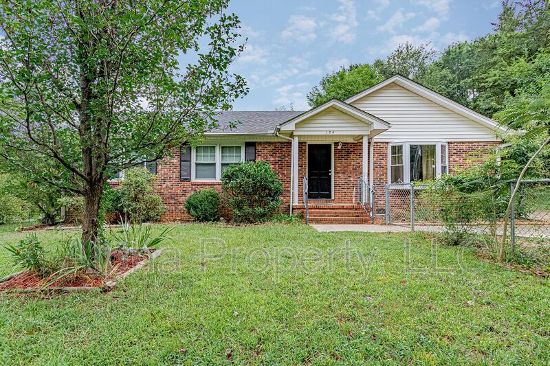 Greer House: 134 Saturn Lane