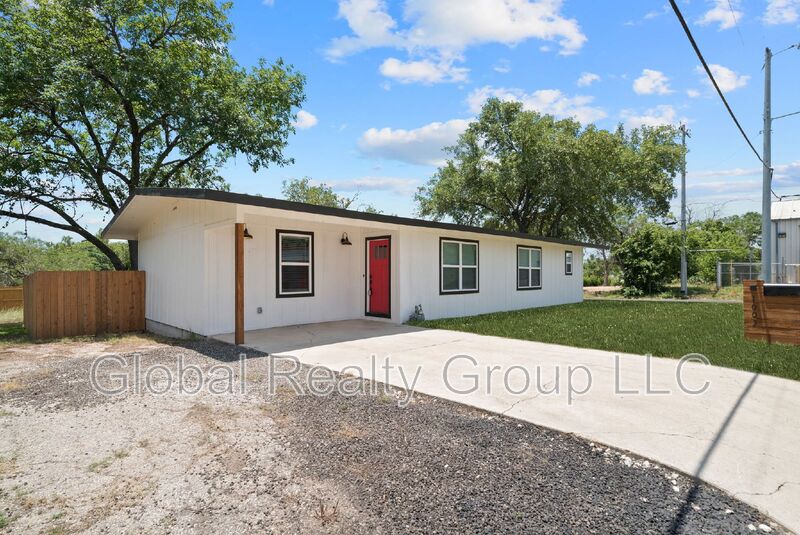 Seguin House: 1003 Tabernacle St