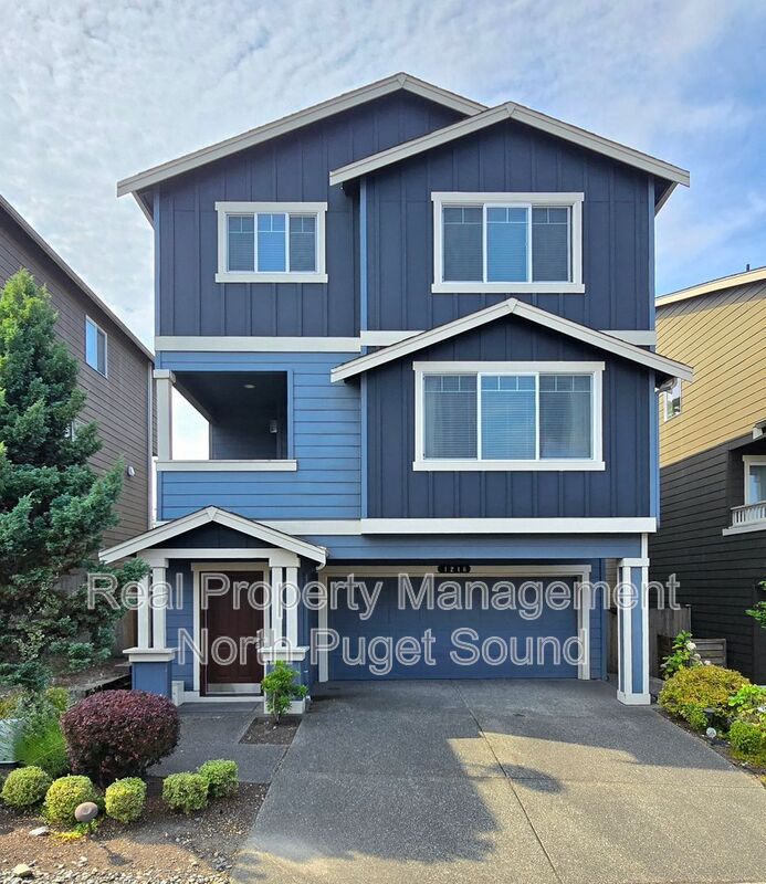 Lake Stevens House: 1216 92nd Ave NE