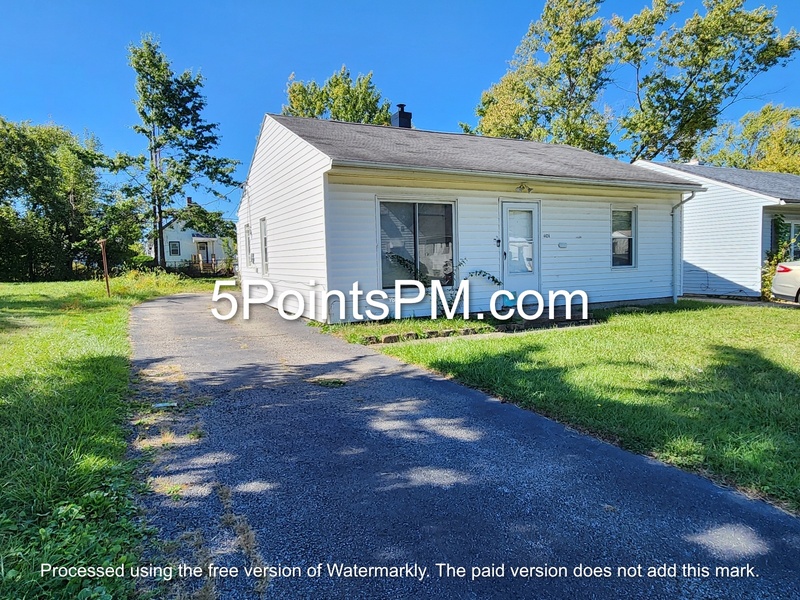 Cleveland House: 4424 East 158th Street