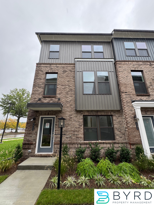 Glen Allen House: 9930 Golden Trout Lane