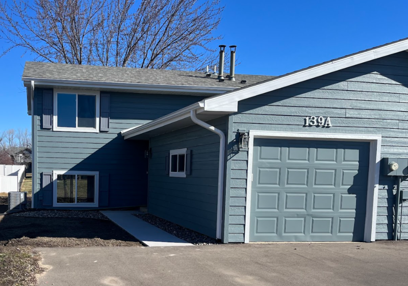 Montrose House: 139 Mindy Lane #A