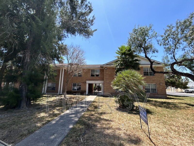 Mcallen Condo: 815 Walnut Ave
