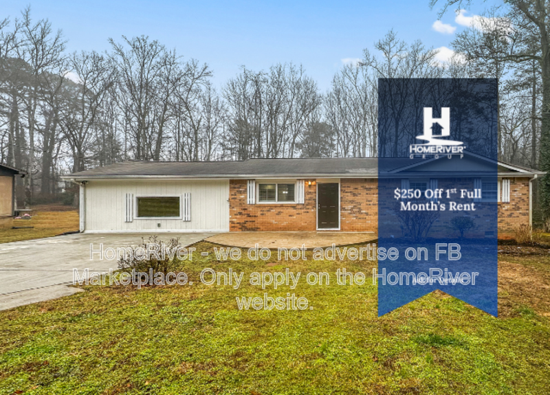 Lithia Springs House: 8684 Chestnut Ln
