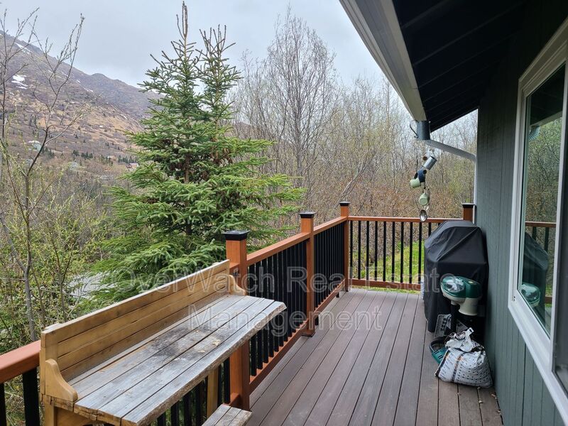 Eagle River House: 3333 Sun Valley Drive