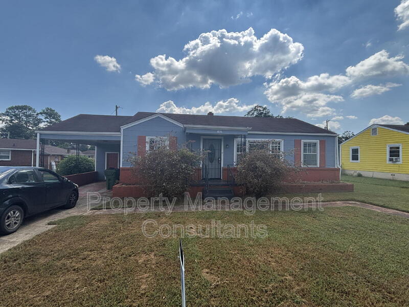 Huntsville House: 2303 Hammonds Avenue Northwest