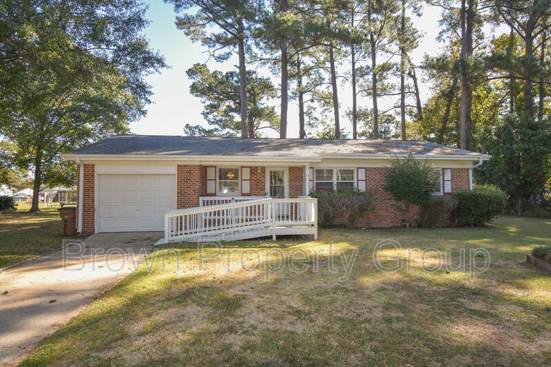Jacksonville House: 1 Lee Court