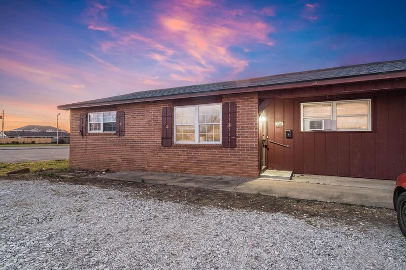 Rogers House: 740 N 6th St