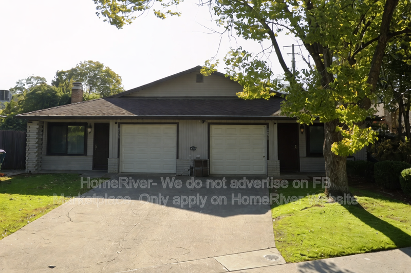 Sacramento House: 2832 Edison Ave