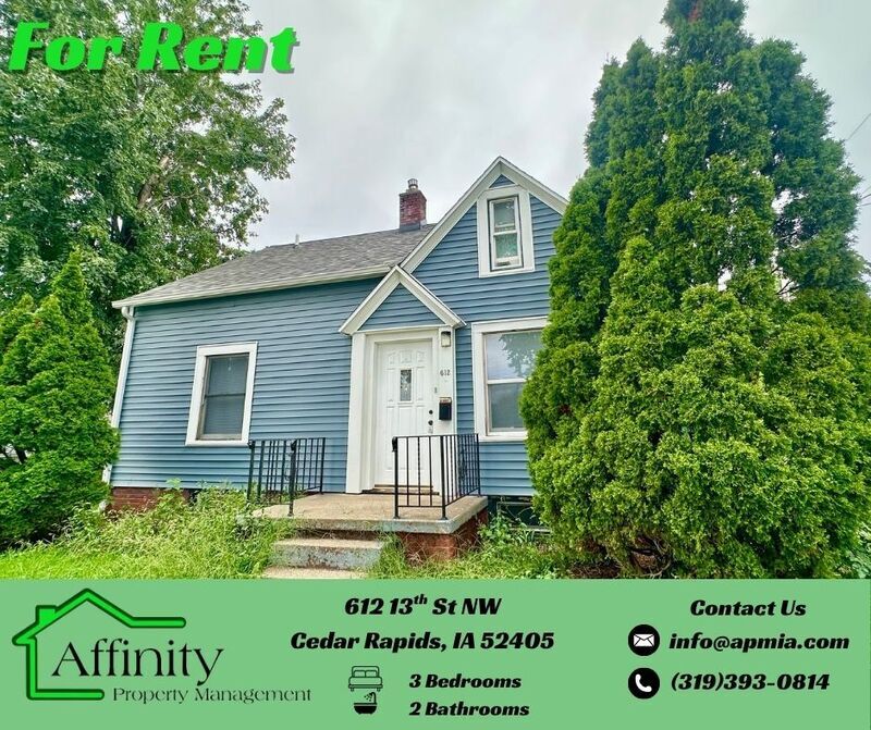 Cedar Rapids House: 612 13th St NW