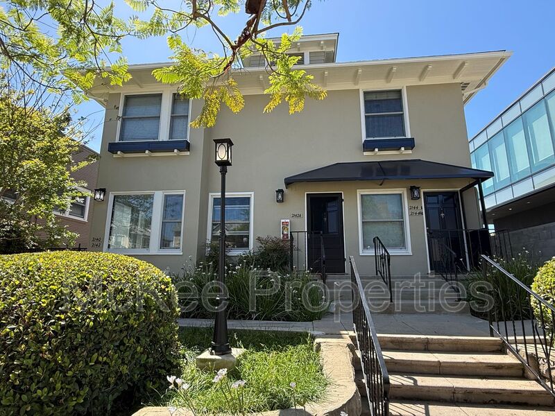 San Diego House: 2140 First Avenue