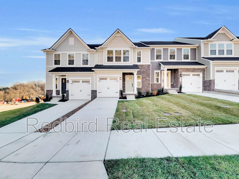 Thompson's Station Townhome: 1089 Mountain View Drive