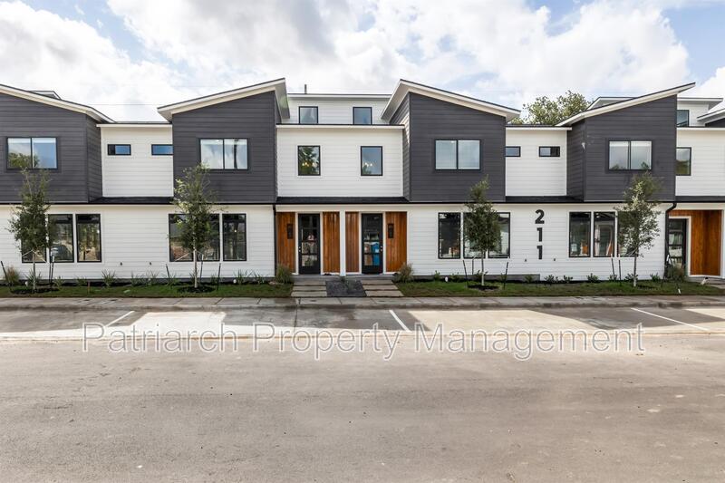 Bryan Condo: 211 Lynn Drive - 103