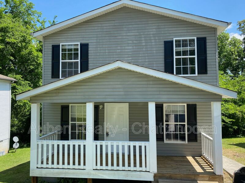 Chattanooga House: 3911 Wilsonia Avenue