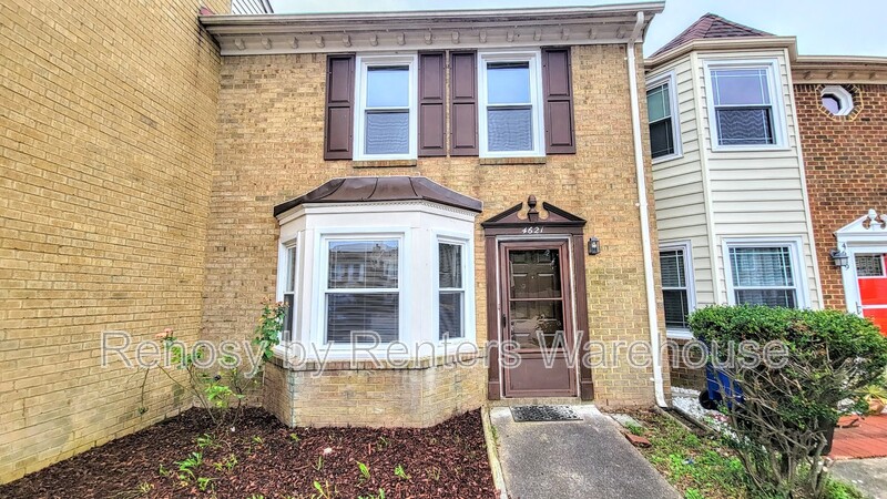 Virginia Beach House: 4621 Merrimac Lane
