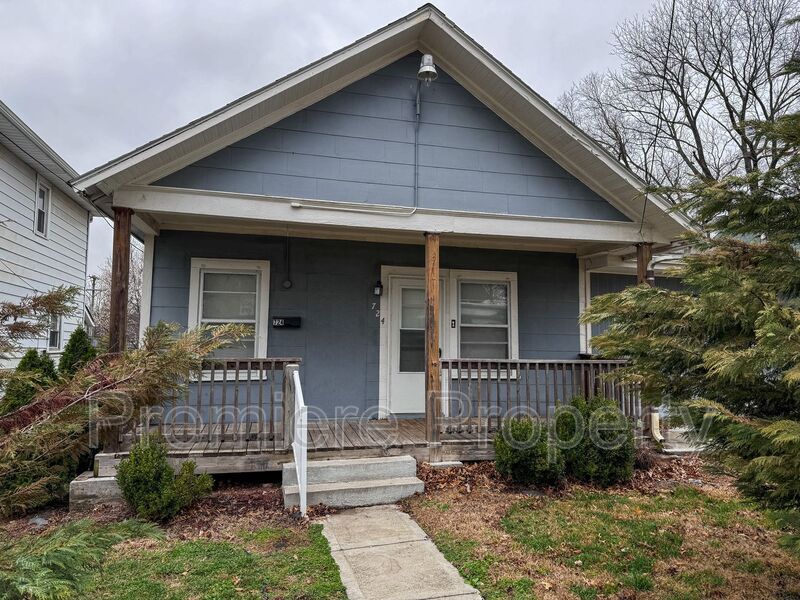 Independence House: 724 S Fuller Ave