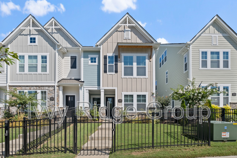 Charlotte Townhome: 2538 Lydia Avenue