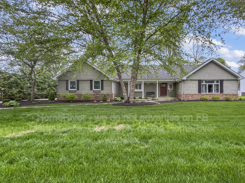 Fort Wayne House: 11111 Kings Xing