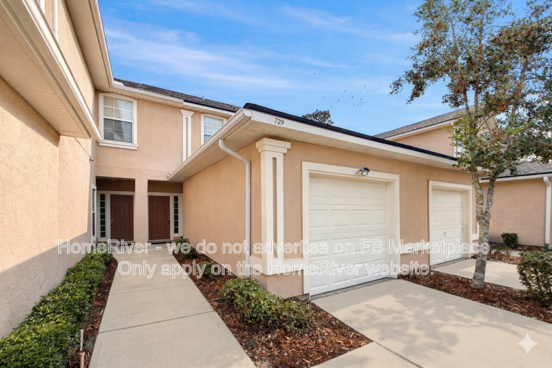 Saint Johns House: 729 Middle Branch Way