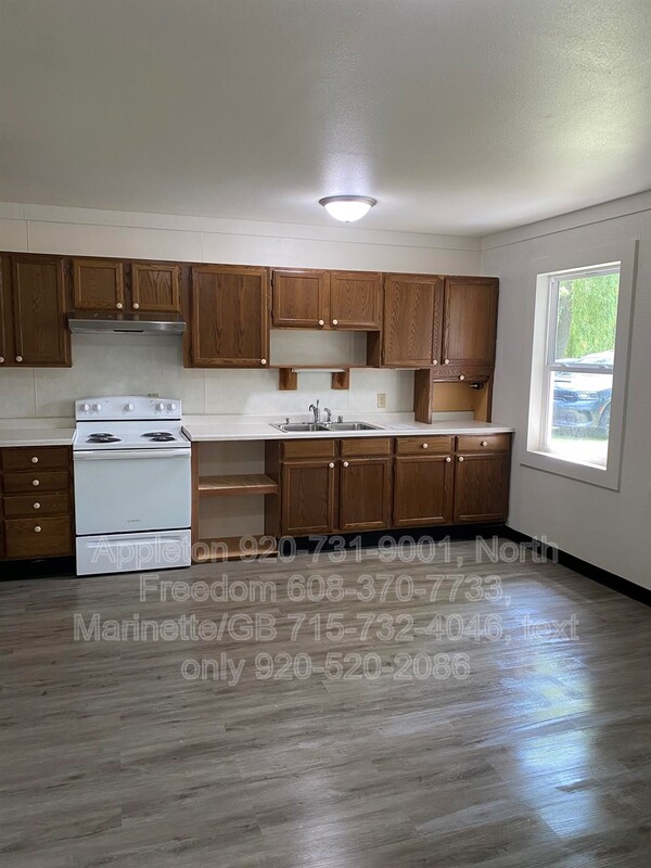 North Freedom House: S7559 US 12 J15