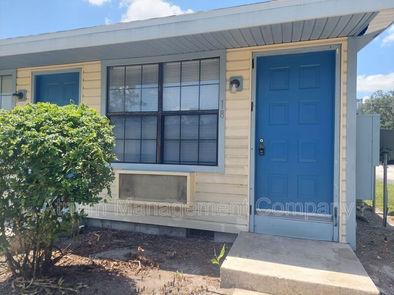 Bartow House: 1295 N Holland Pkwy